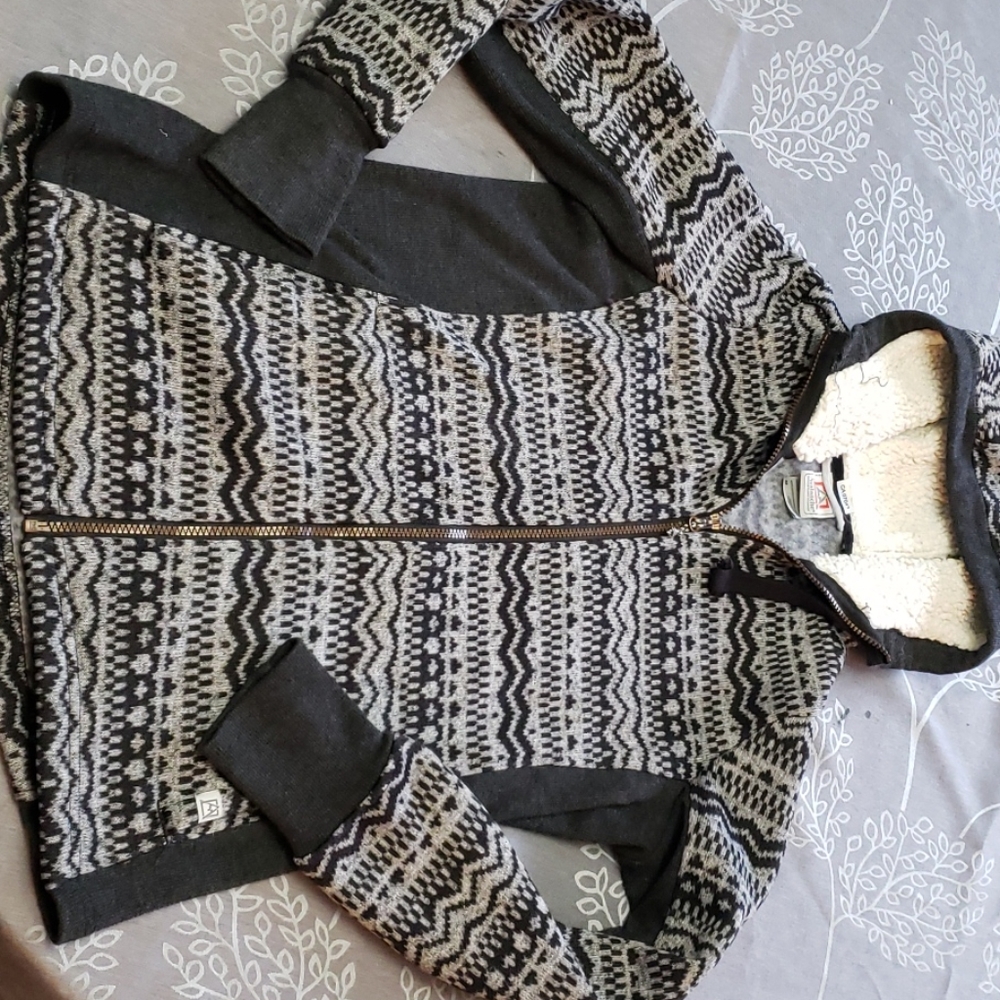 Avalanche zip up hoodie